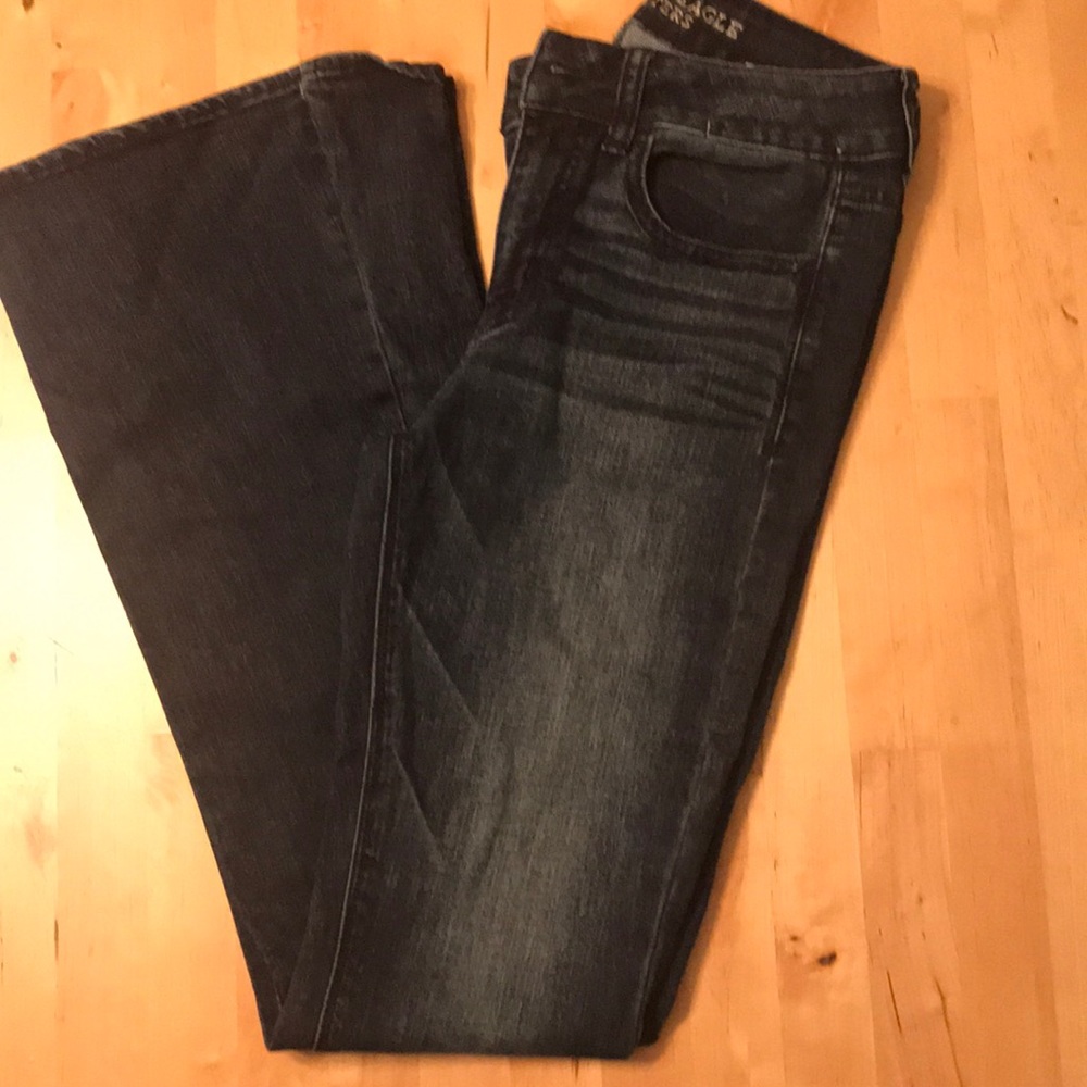 AEO Ladies HiRise Super Stretch Flair Bottom Jeans